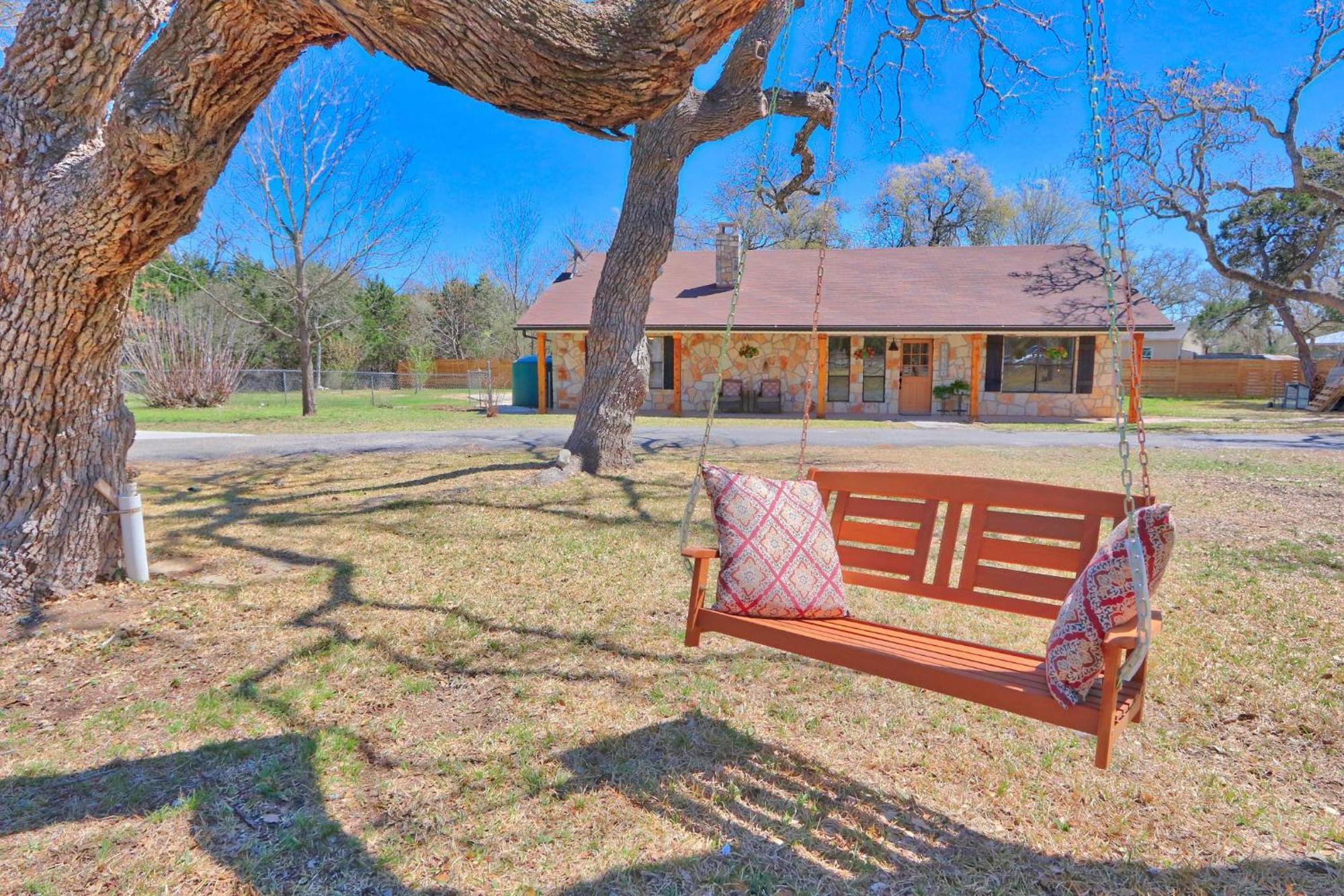 Pancho And Lefty'S - Place Wimberley Kültér fotó